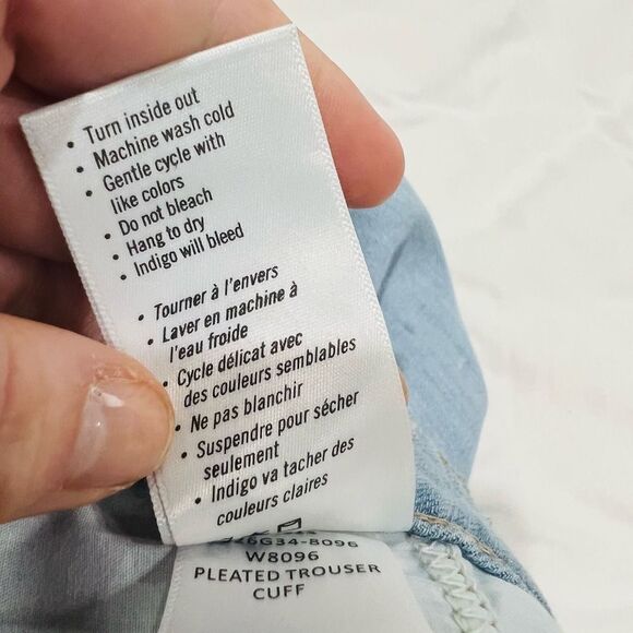 PAIGE light wash pleated trouser cuff jeans size 27 - Picture 11 of 12